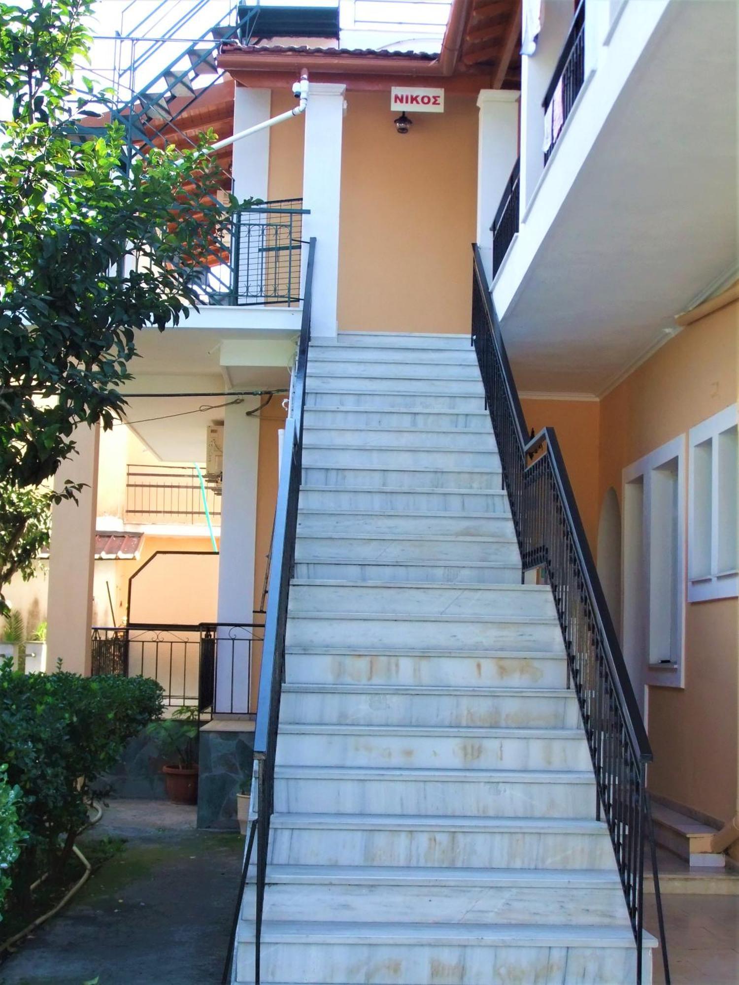 Appartement Nikos 2 *